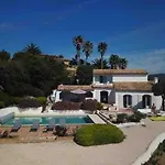 Quiet 4 Bedrooms Full Sea View Heated Pool *