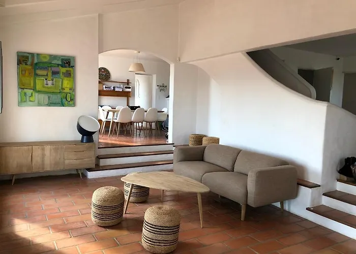 Quiet 4 Bedrooms Full Sea View Heated Pool *