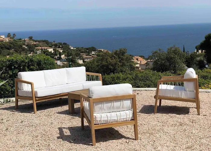 Quiet 4 Bedrooms Full Sea View Heated Pool Sainte-Maxime