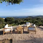 Quiet 4 Bedrooms Full Sea View Heated Pool