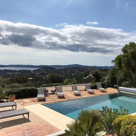 Quiet 4 Bedrooms Full Sea View Heated Pool Villa