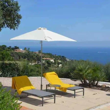 Quiet 4 Bedrooms Full Sea View Heated Pool *