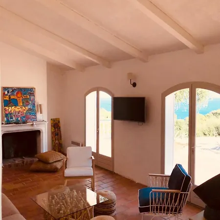 Quiet 4 Bedrooms Full Sea View Heated Pool Villa *
