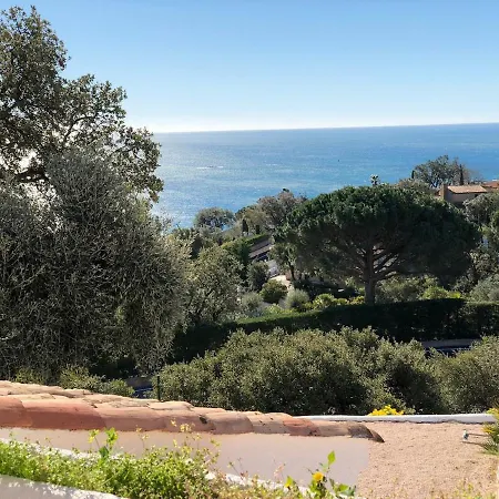 Quiet 4 Bedrooms Full Sea View Heated Pool *