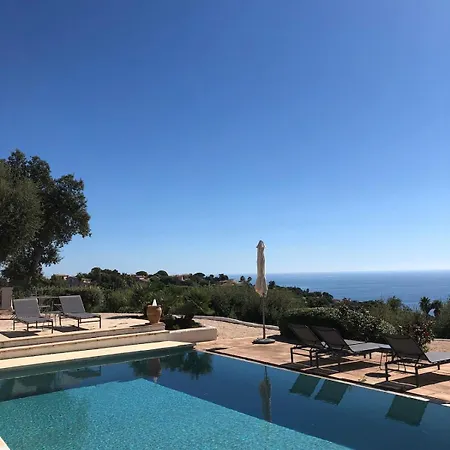 Quiet 4 Bedrooms Full Sea View Heated Pool Villa