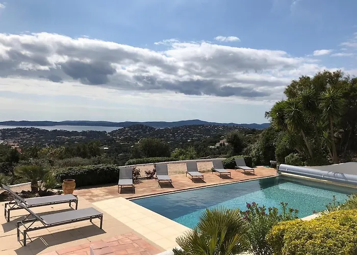 Quiet 4 Bedrooms Full Sea View Heated Pool Villa