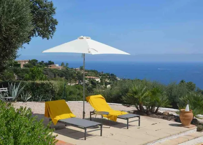 Quiet 4 Bedrooms Full Sea View Heated Pool *