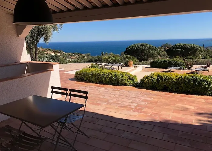 Villa Quiet 4 Bedrooms Full Sea View Heated Pool Sainte-Maxime