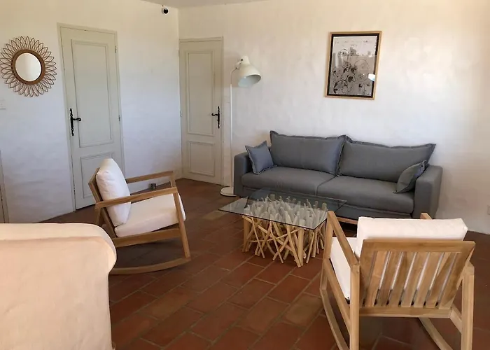 Quiet 4 Bedrooms Full Sea View Heated Pool Villa