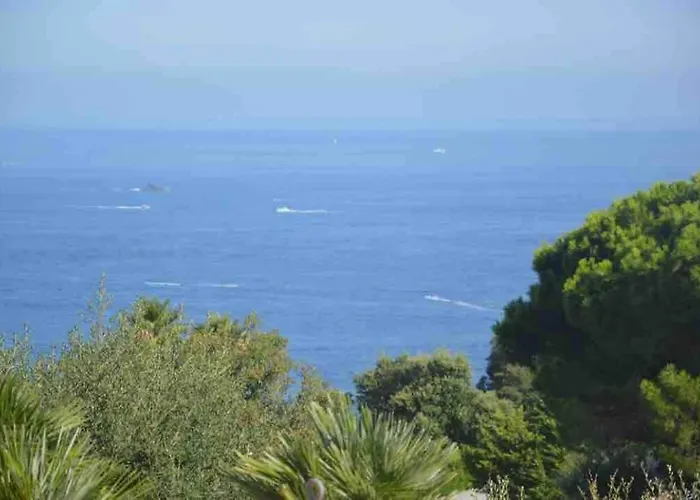 Quiet 4 Bedrooms Full Sea View Heated Pool * Sainte-Maxime