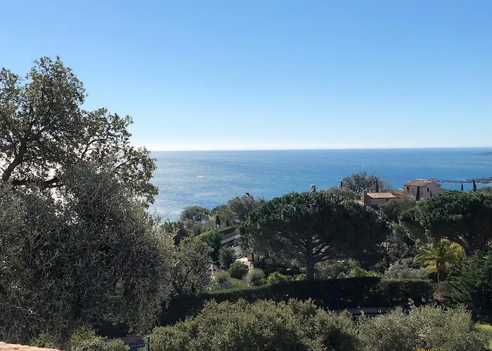 Quiet 4 Bedrooms Full Sea View Heated Pool Villa Sainte-Maxime